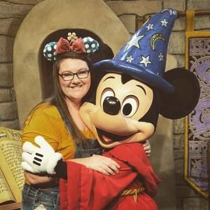 Meet your Posher, Regan